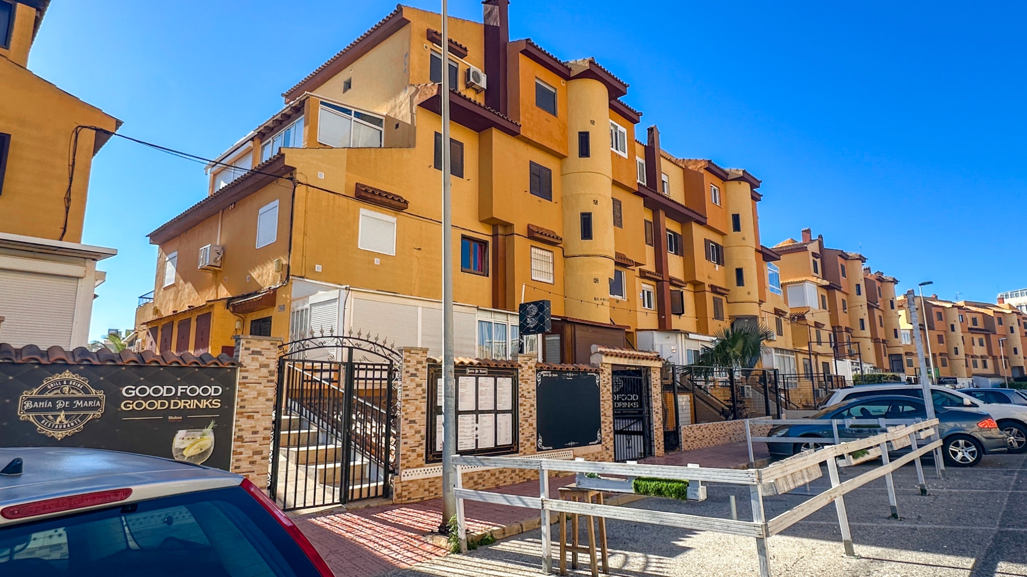 Bedroom in commercial for sale in Torrevieja