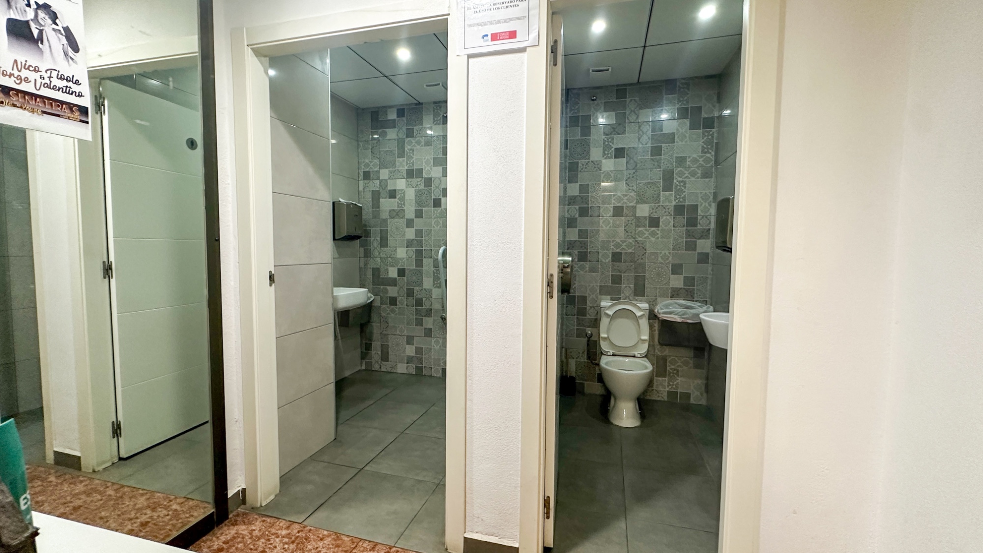 Pool area in commercial for sale in Torrevieja