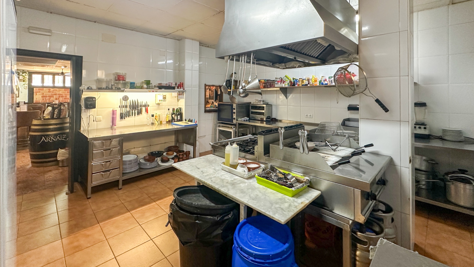 Bedroom in commercial for sale in Torrevieja