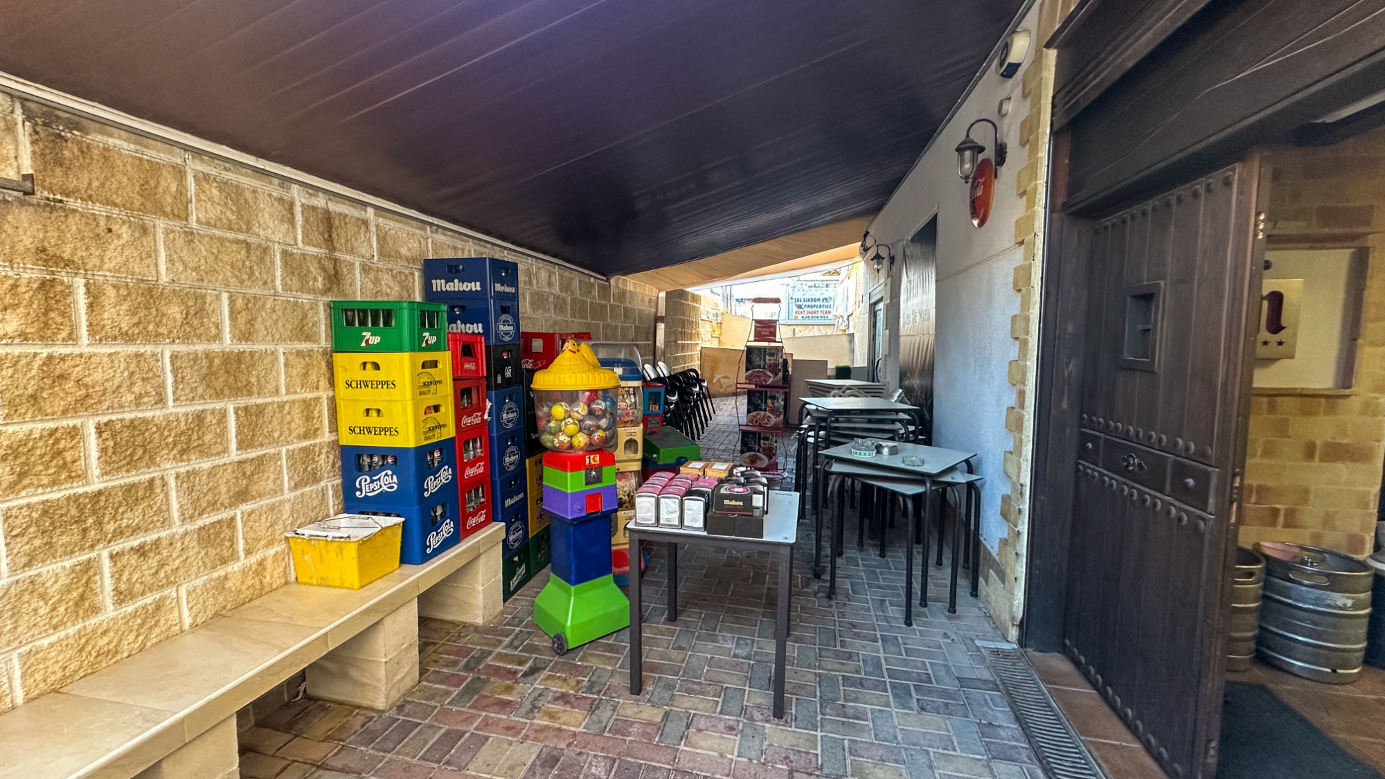 Master bedroom in commercial for sale in Torrevieja