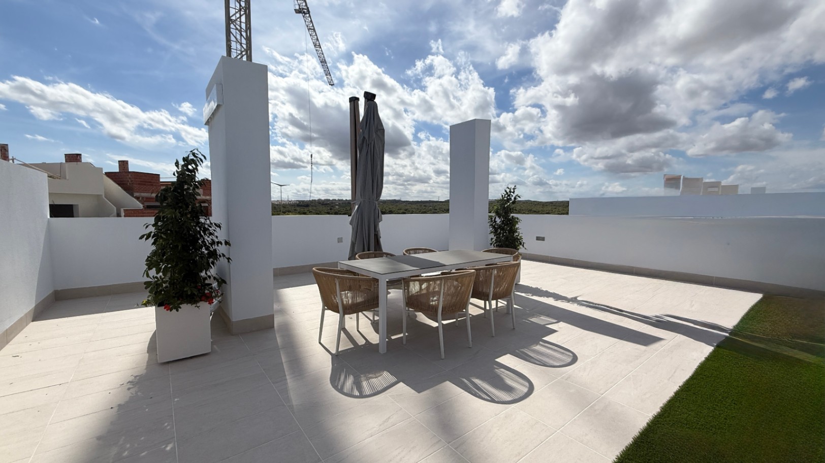 Bedroom in apartment for sale in Torrevieja