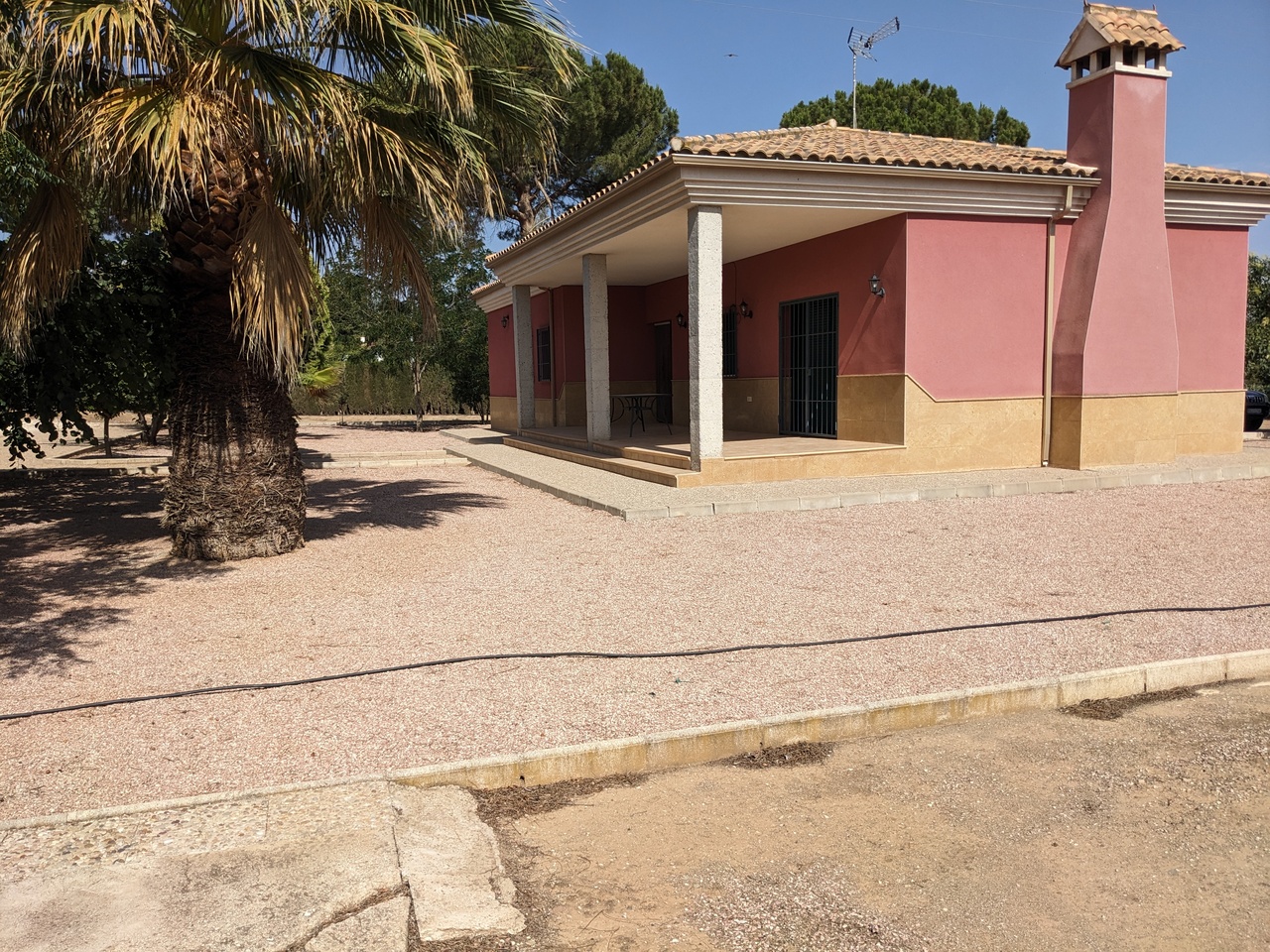 Garden in villa for sale in Murcia