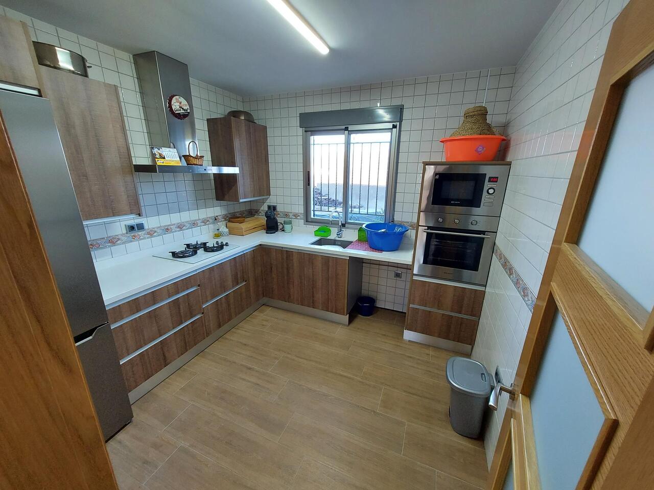 Master bedroom in villa for sale in Murcia