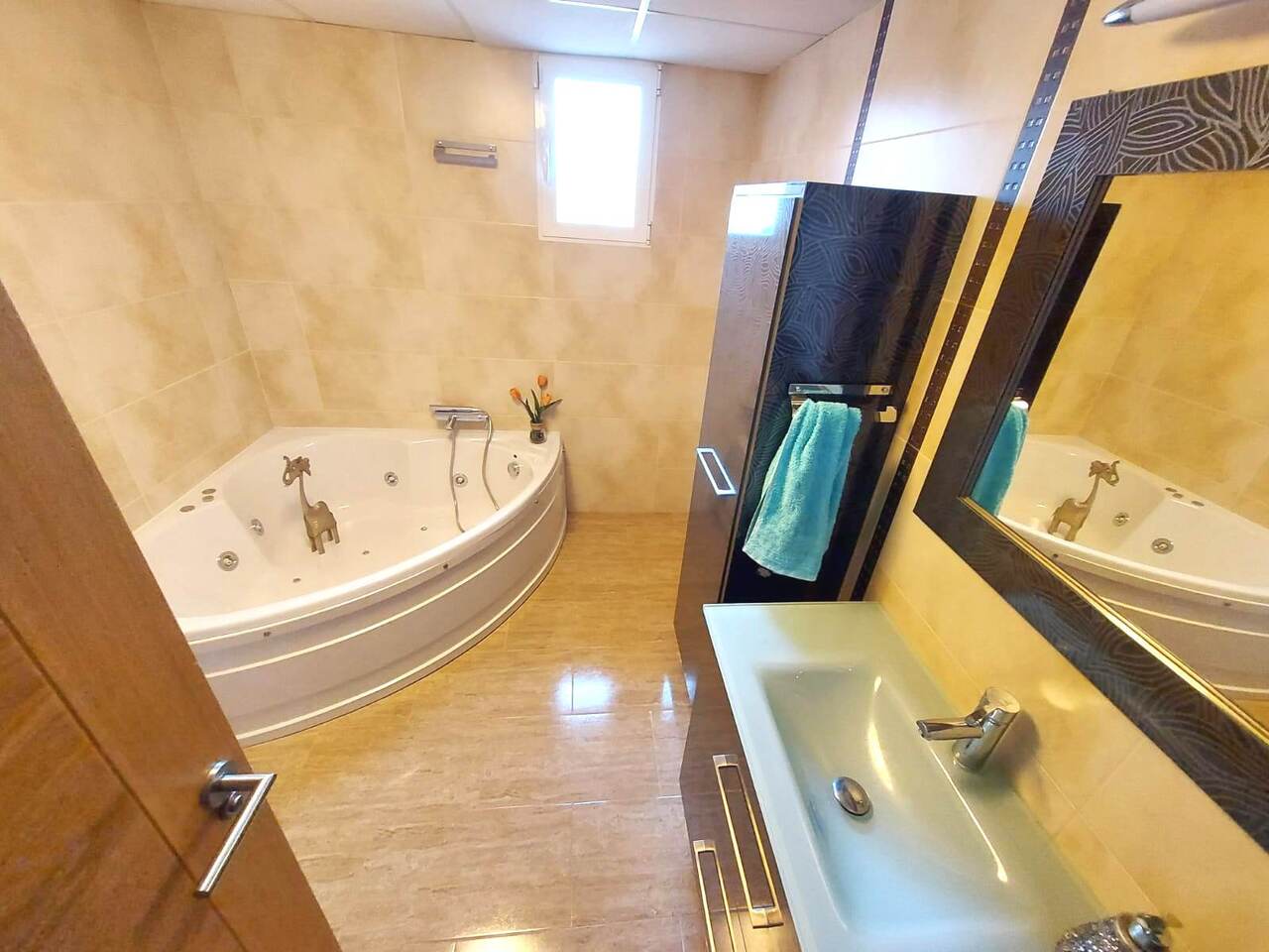 Living room in villa for sale in Murcia