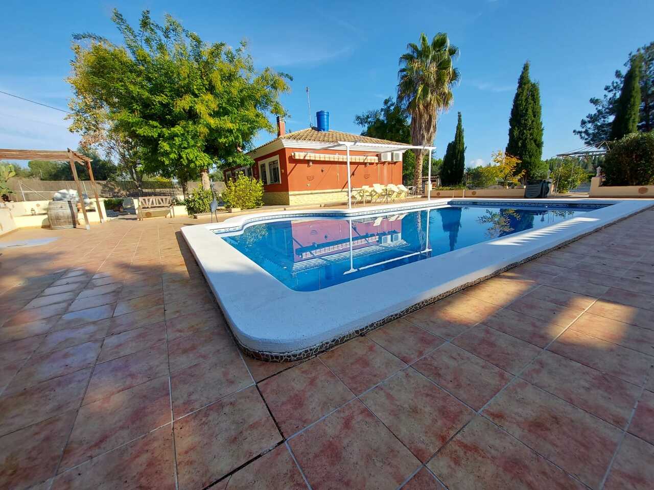 Terrace in villa for sale in Murcia