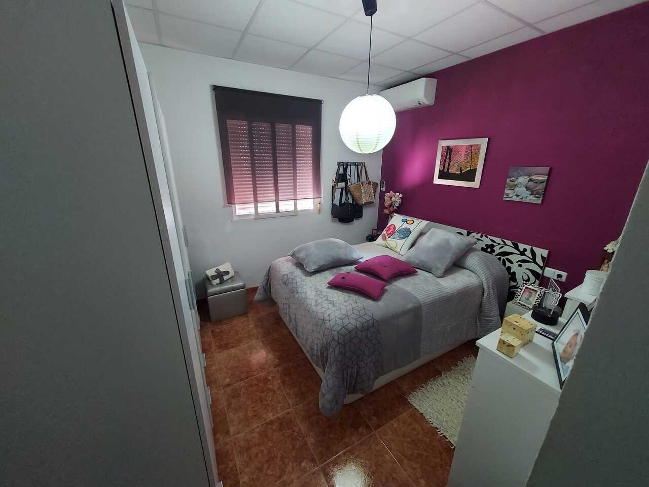 Pool area in villa for sale in Murcia