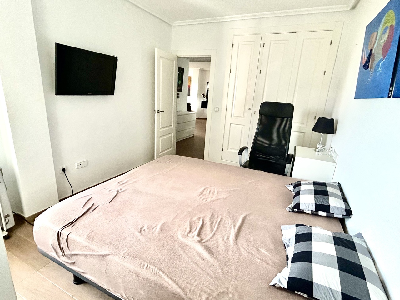 Bedroom in apartment for sale in Campoamor