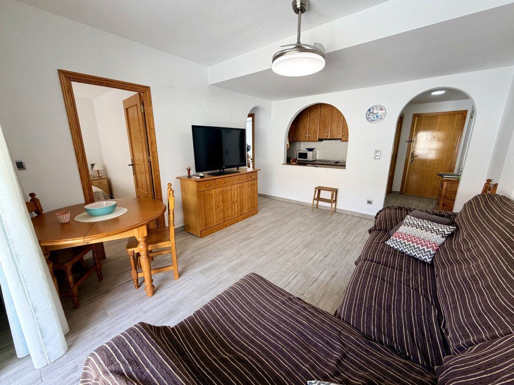 Dining area in apartment for sale in Guardamar del Segura