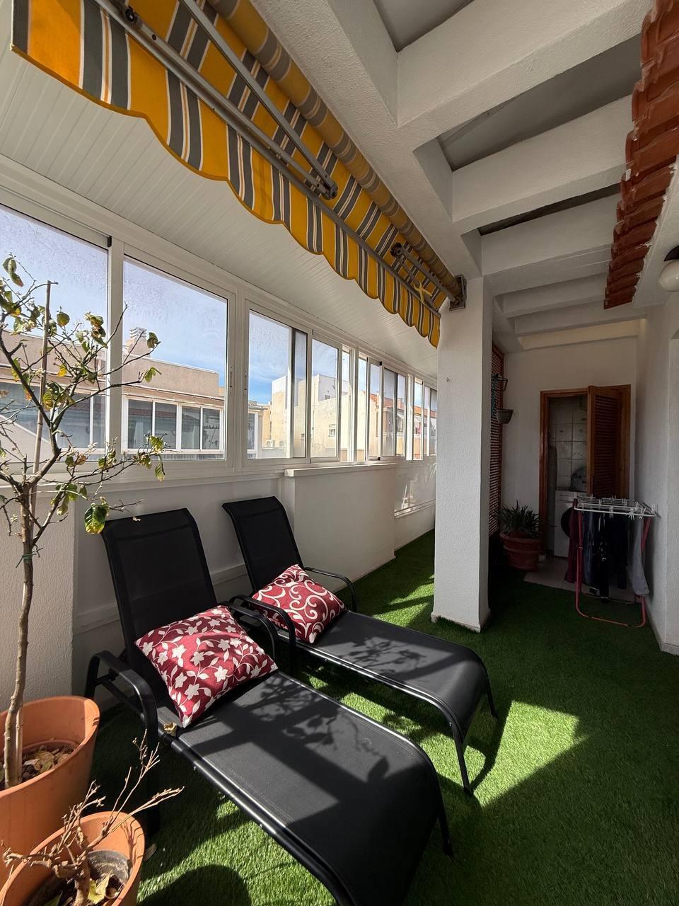 Garden in penthouse for sale in Torrevieja