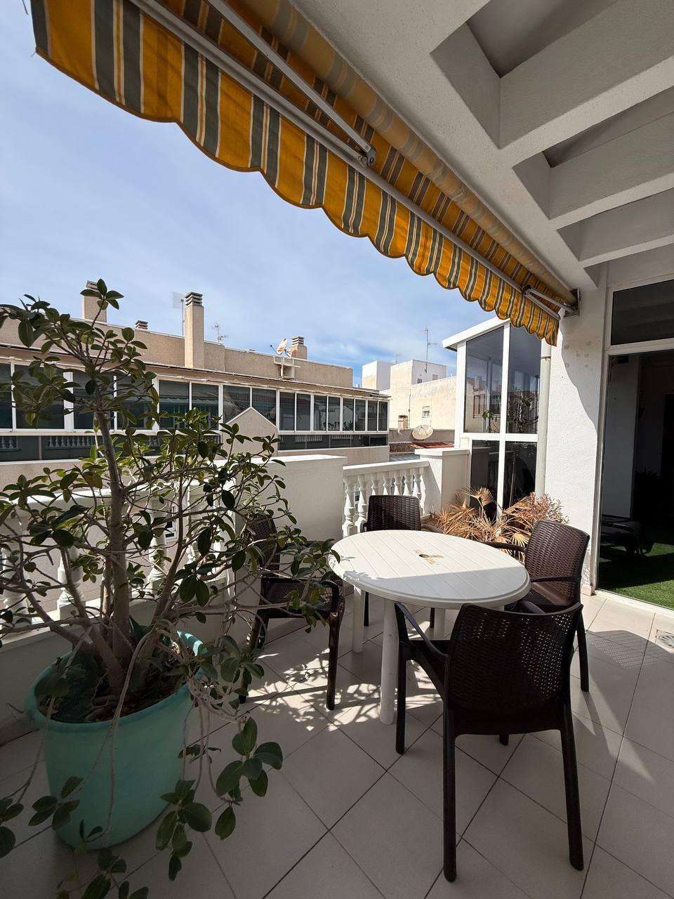 Dining area in penthouse for sale in Torrevieja