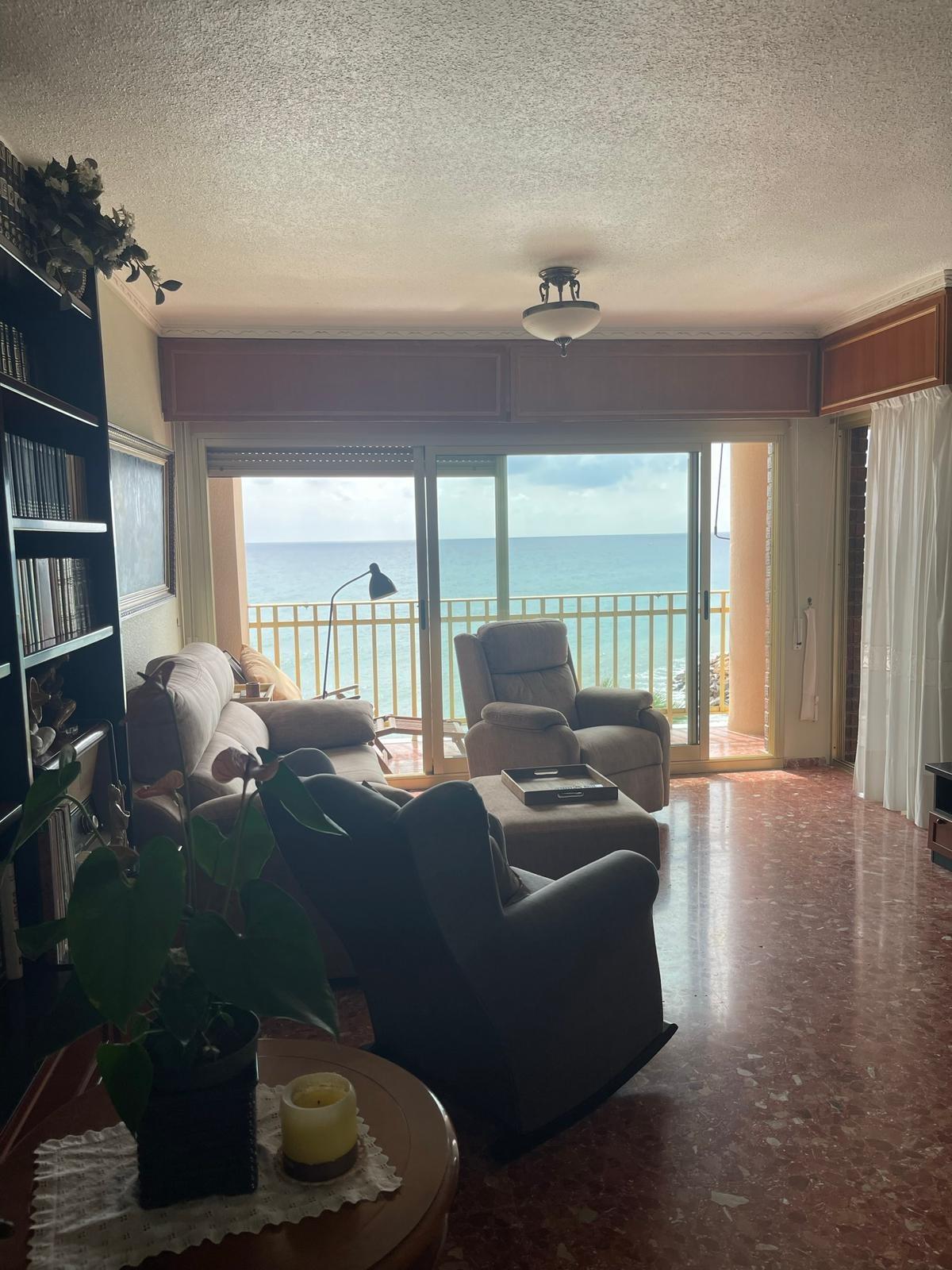 Master bedroom in apartment for sale in Torrevieja