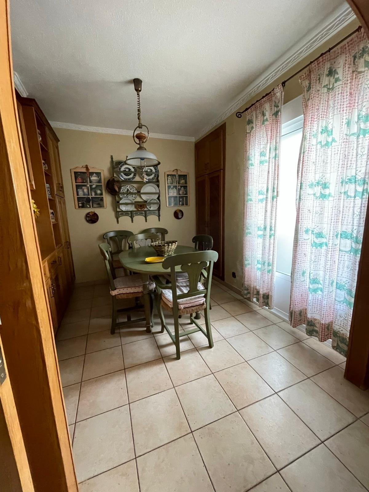 Terrace in apartment for sale in Torrevieja