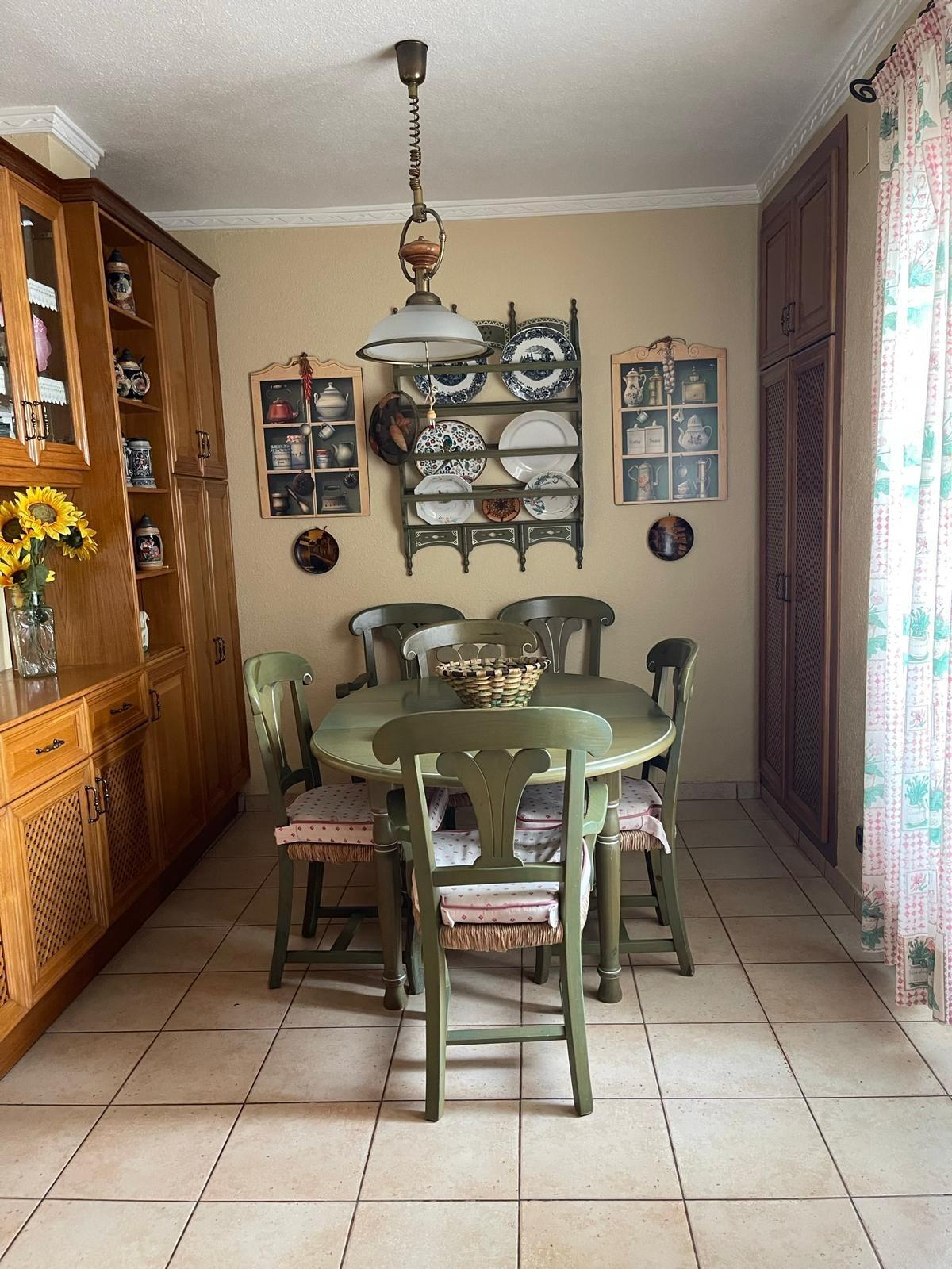 Pool area in apartment for sale in Torrevieja