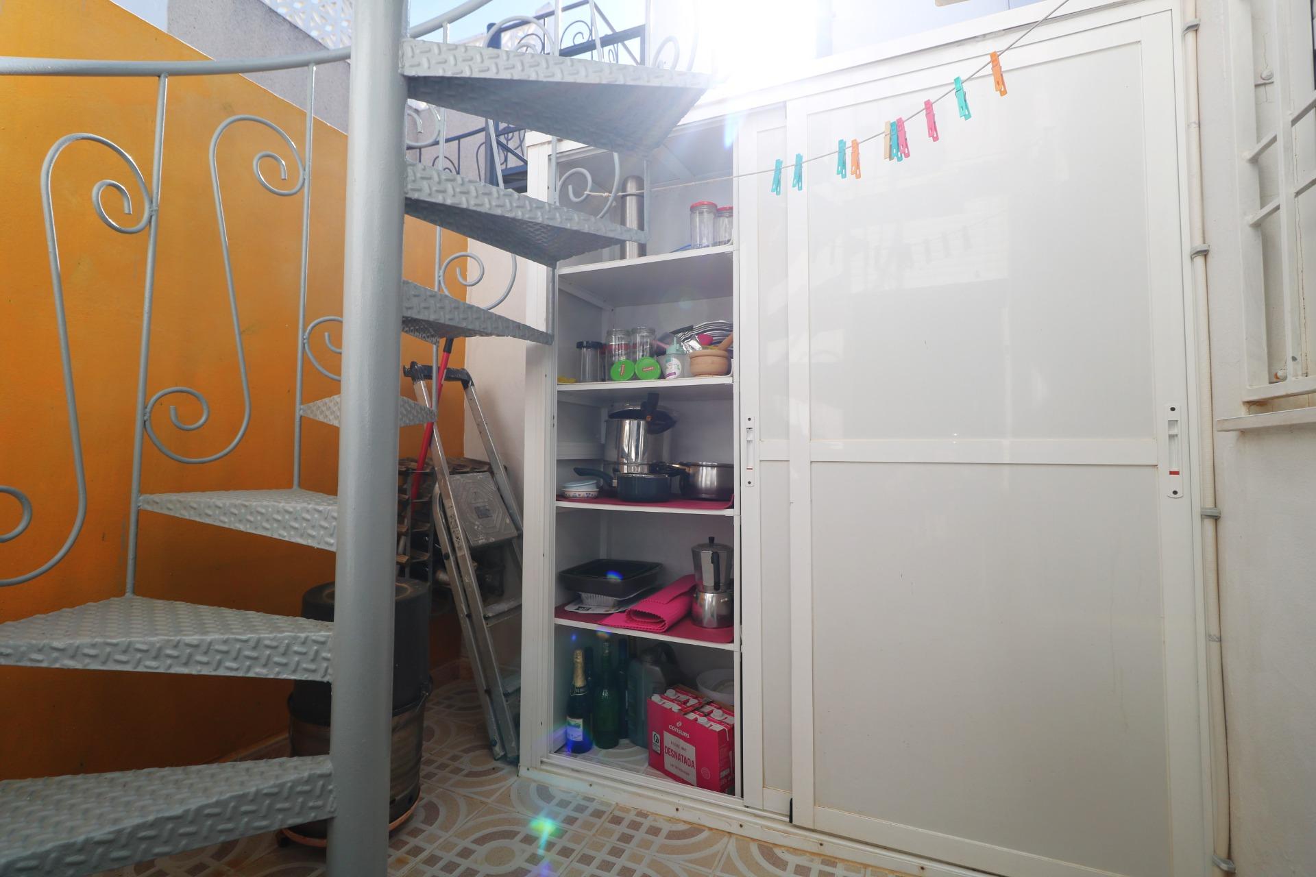 Kitchen in bungalow for sale in Torrevieja