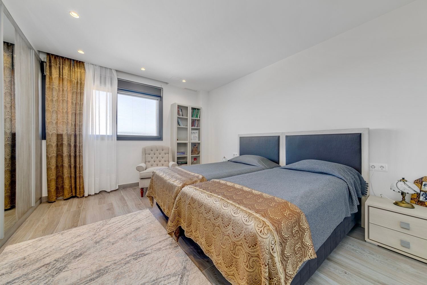 Exterior view in villa for sale in Torrevieja