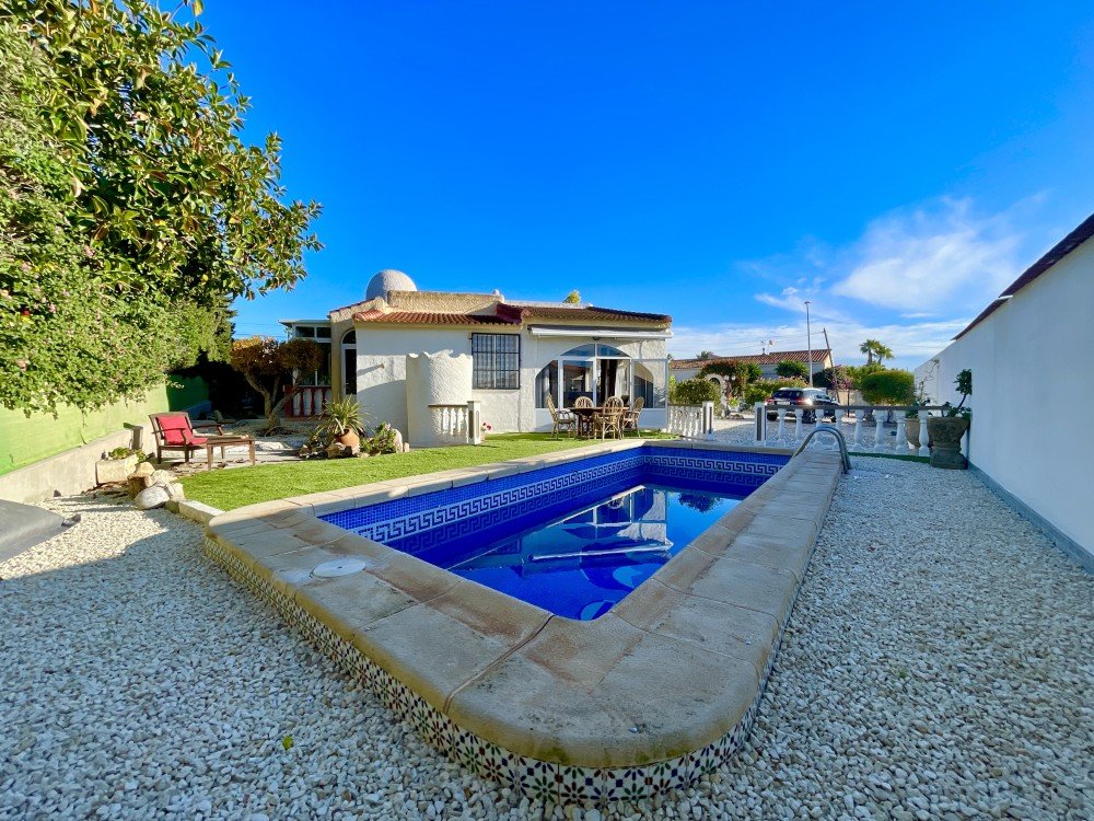 Villa di Lusso con Piscina e Giardino a Ciudad Quesada