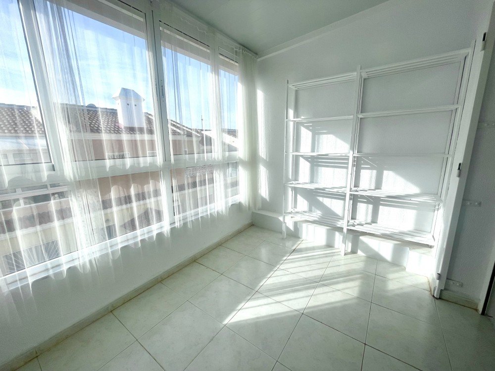 Pool area in bungalow for sale in Benijofar