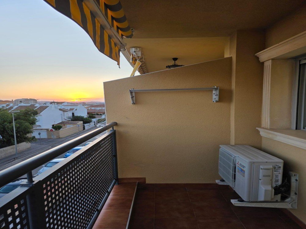 Living room in apartment for sale in Torrevieja