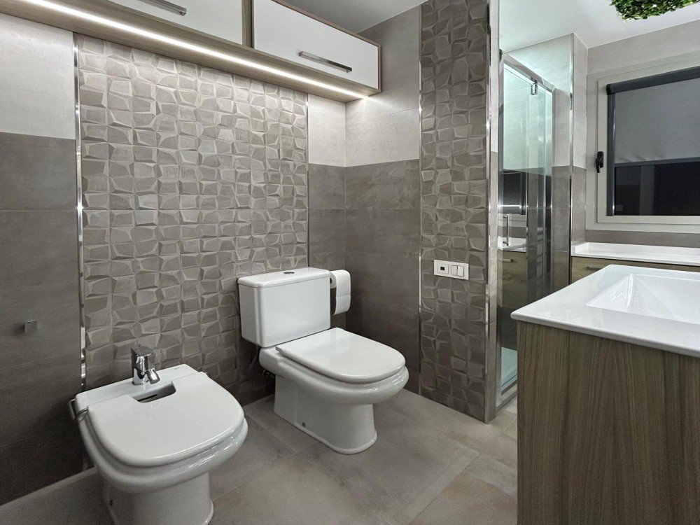 Master bedroom in apartment for sale in Torrevieja