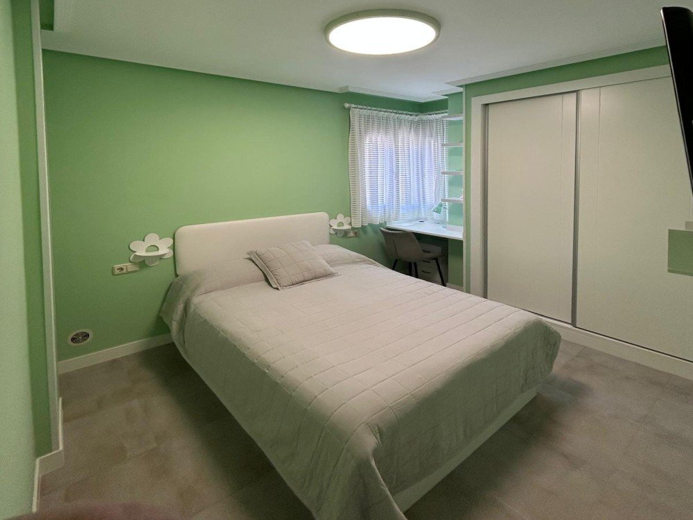 Bathroom in apartment for sale in Torrevieja