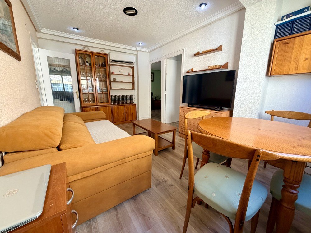 Bathroom in apartment for sale in Elche