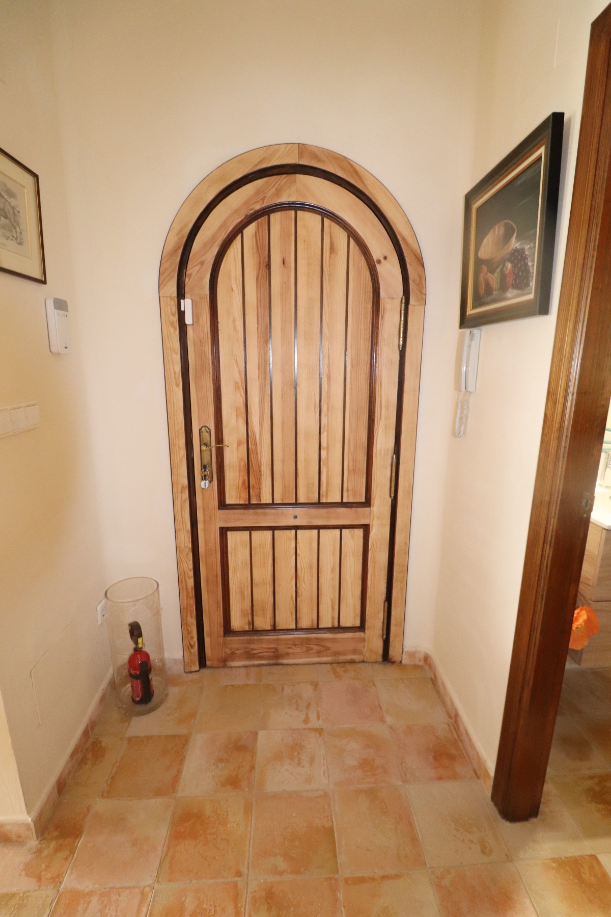 Bedroom in villa for sale in Fortuna
