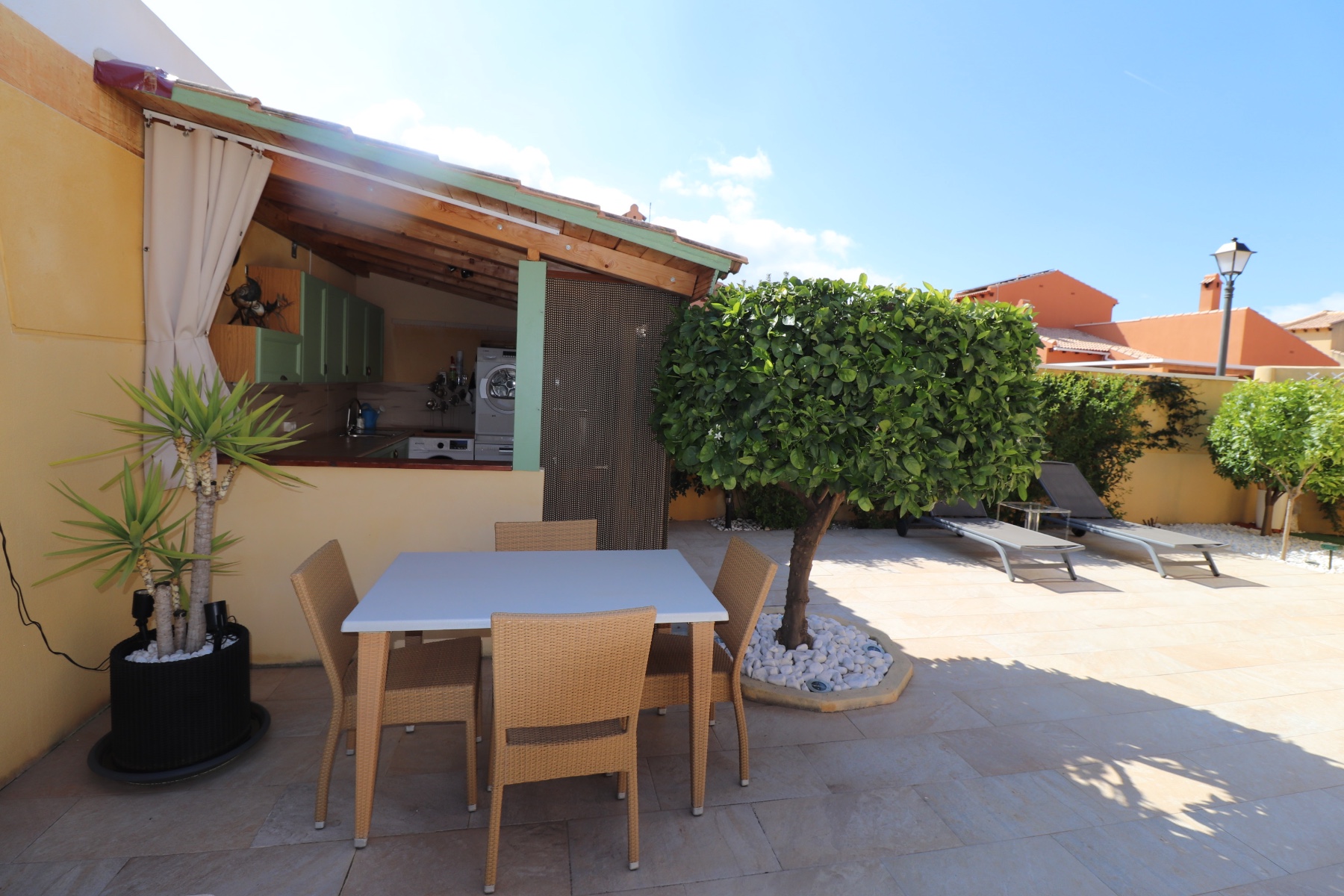Bedroom in villa for sale in Fortuna