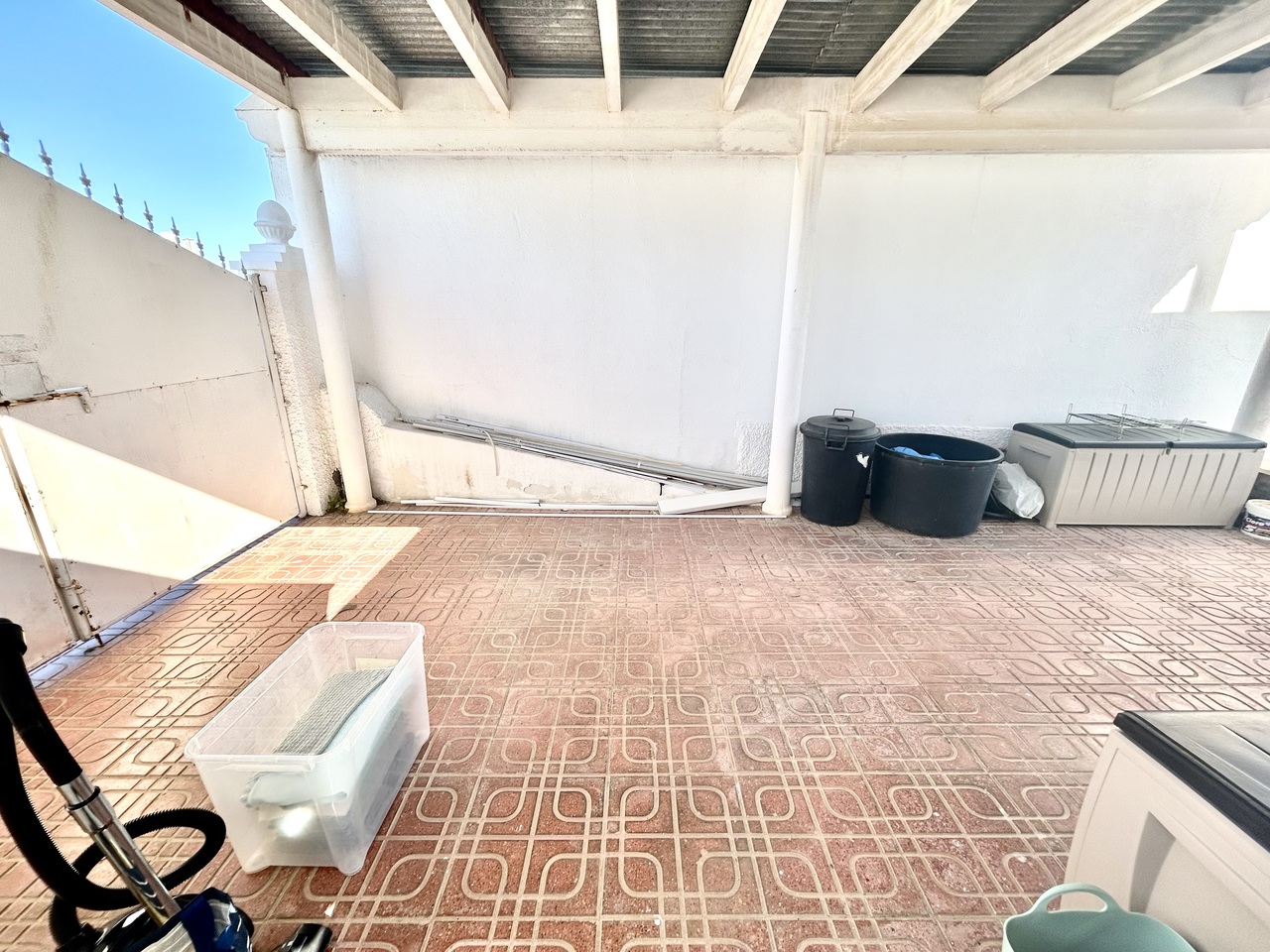 Dining area in villa for sale in Villamartin