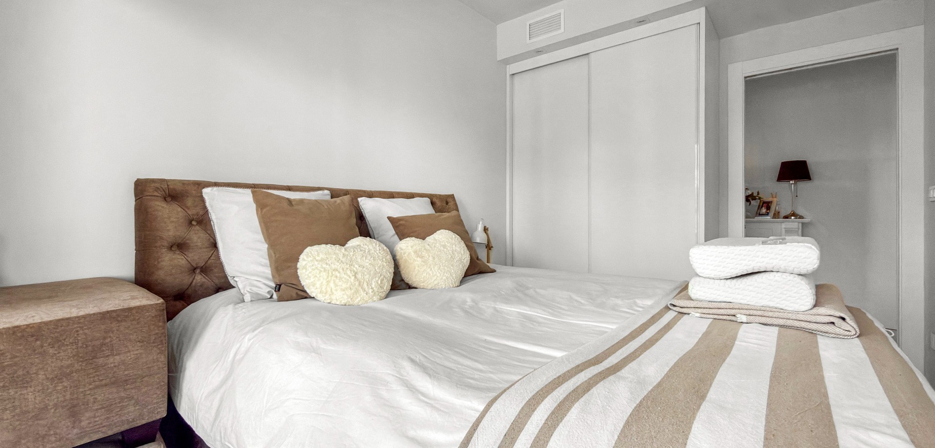 Step into refined coastal living with this exceptional 3-bedroom, 2-bathroom apartment, ideally loca