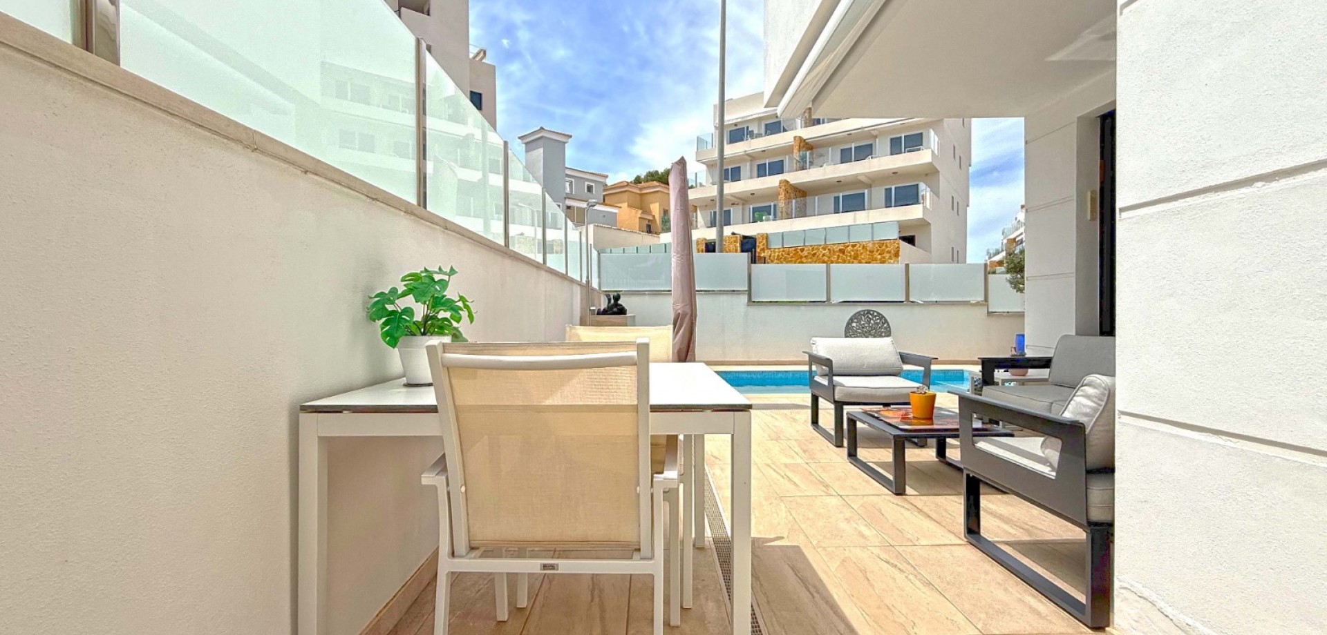Exterior view in villa for sale in Orihuela Costa