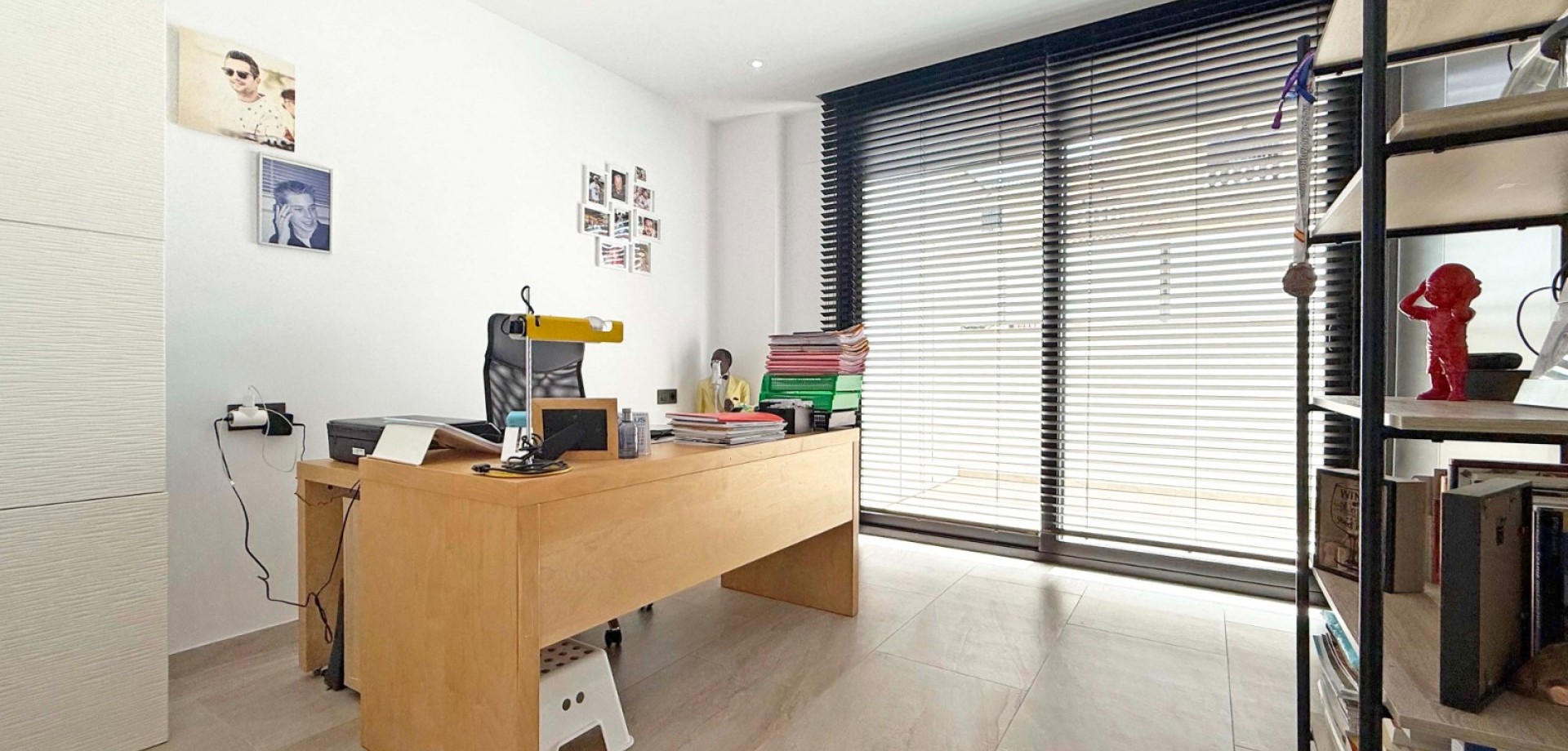 Dining area in villa for sale in Orihuela Costa