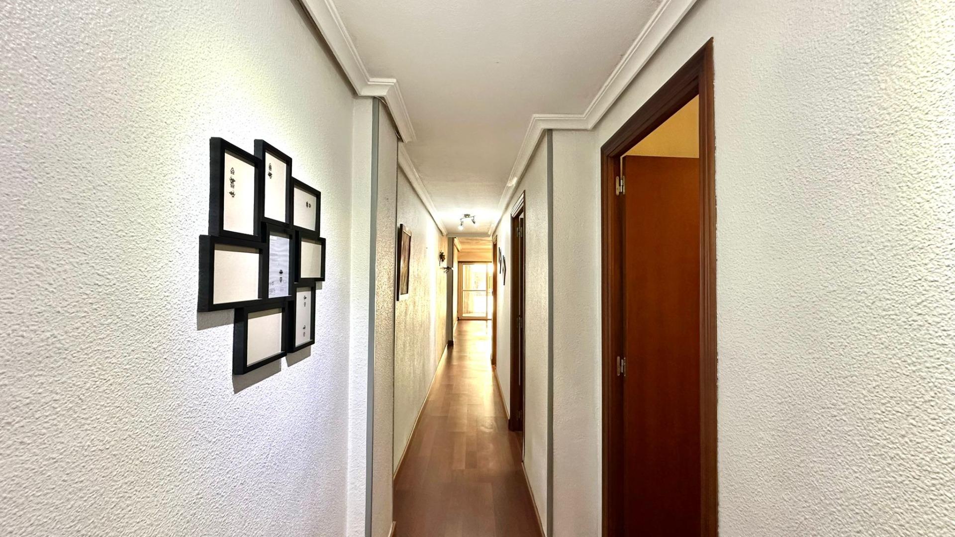 Living room in apartment for sale in Torrevieja
