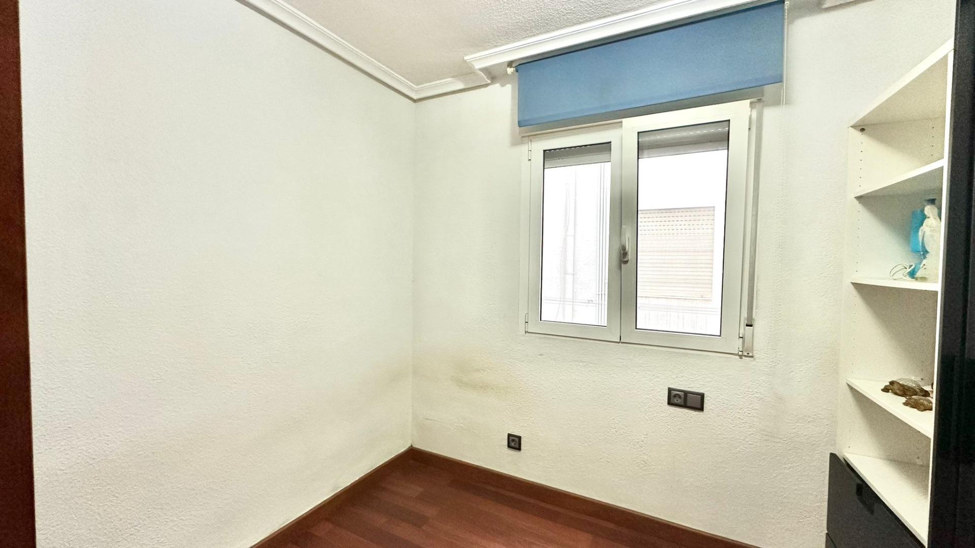 Bathroom in apartment for sale in Torrevieja