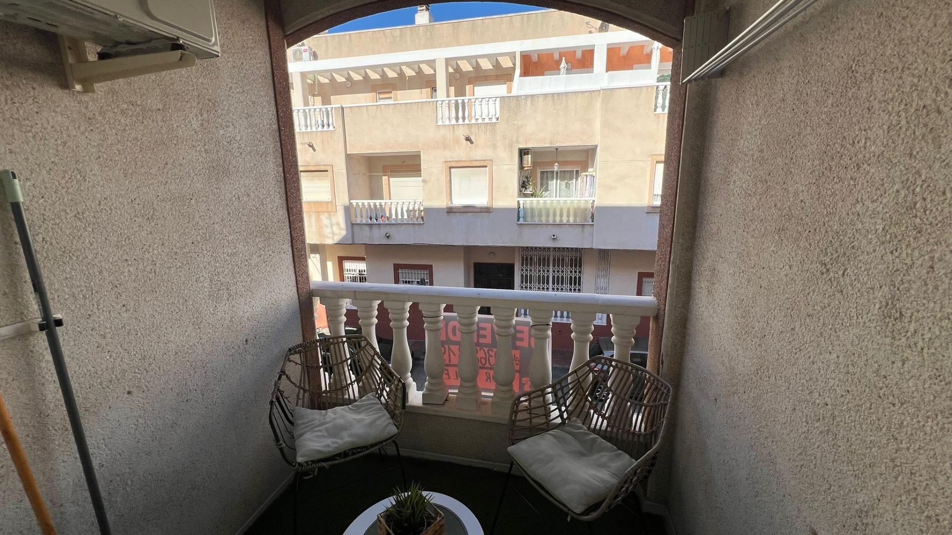 Kitchen in apartment for sale in Torrevieja