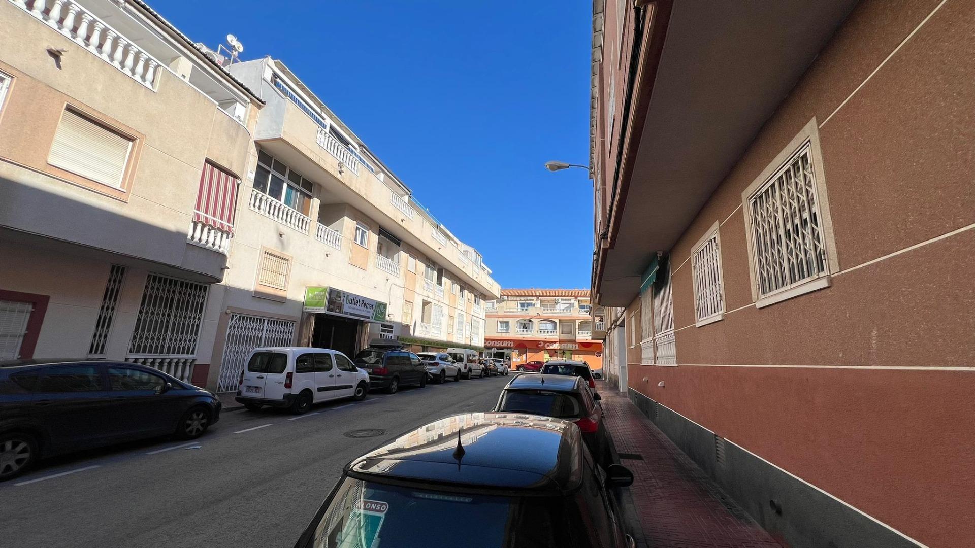Living room in apartment for sale in Torrevieja