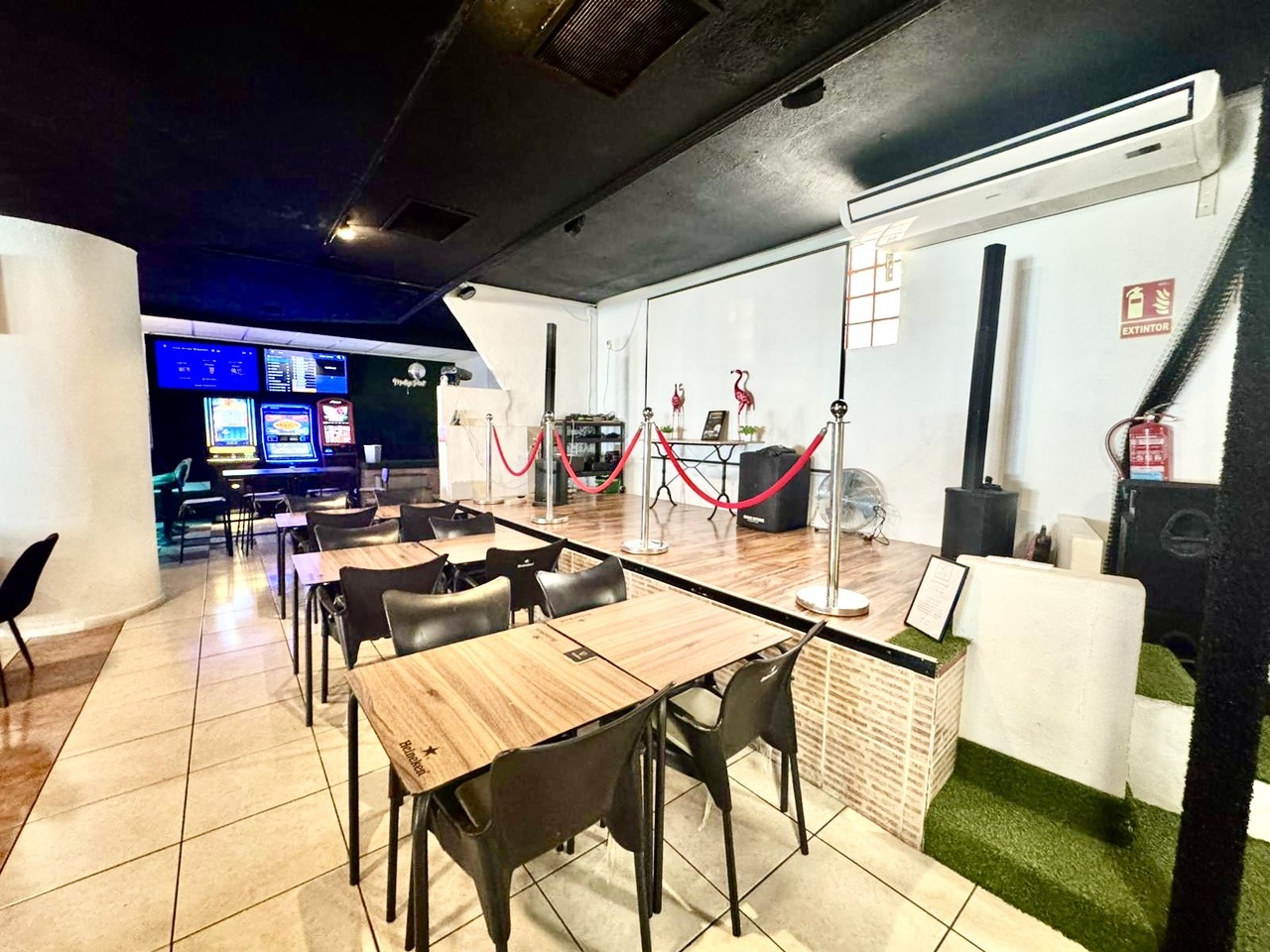 Exterior view in commercial for sale in San Miguel de Salinas
