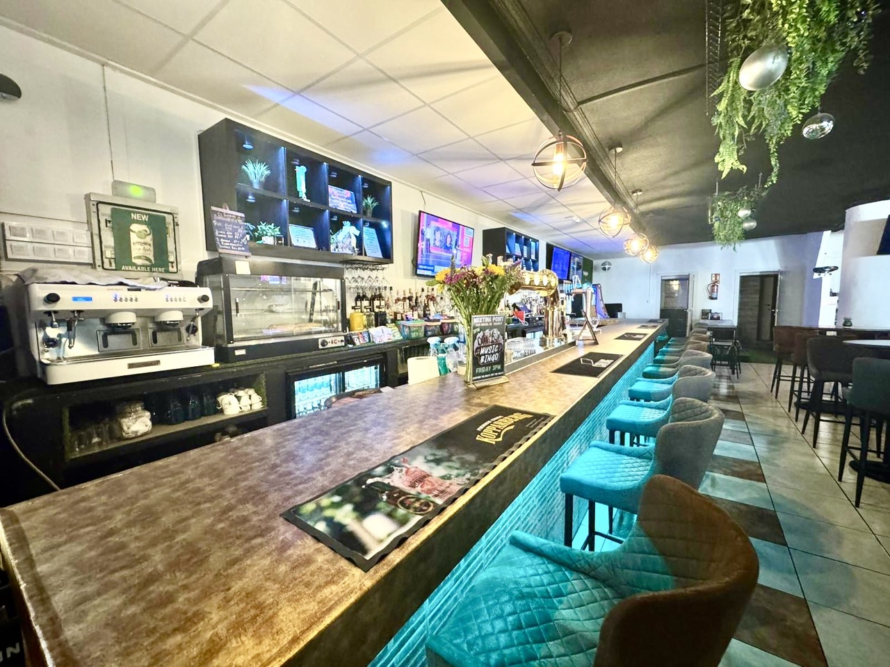 Dining area in commercial for sale in San Miguel de Salinas