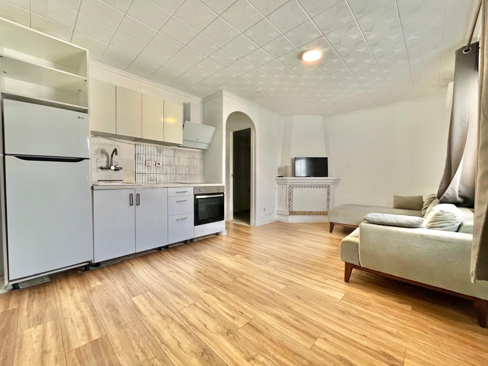 Terrace in bungalow for sale in Torrevieja