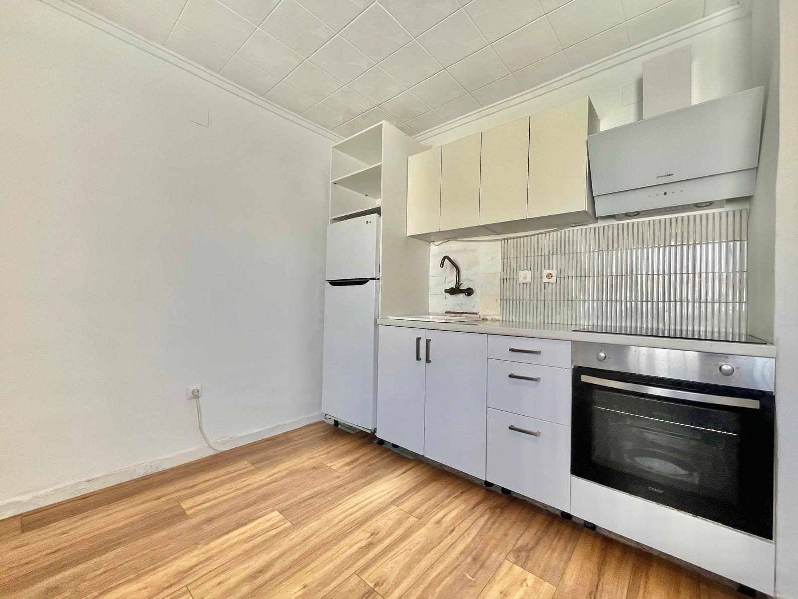 Dining area in bungalow for sale in Torrevieja