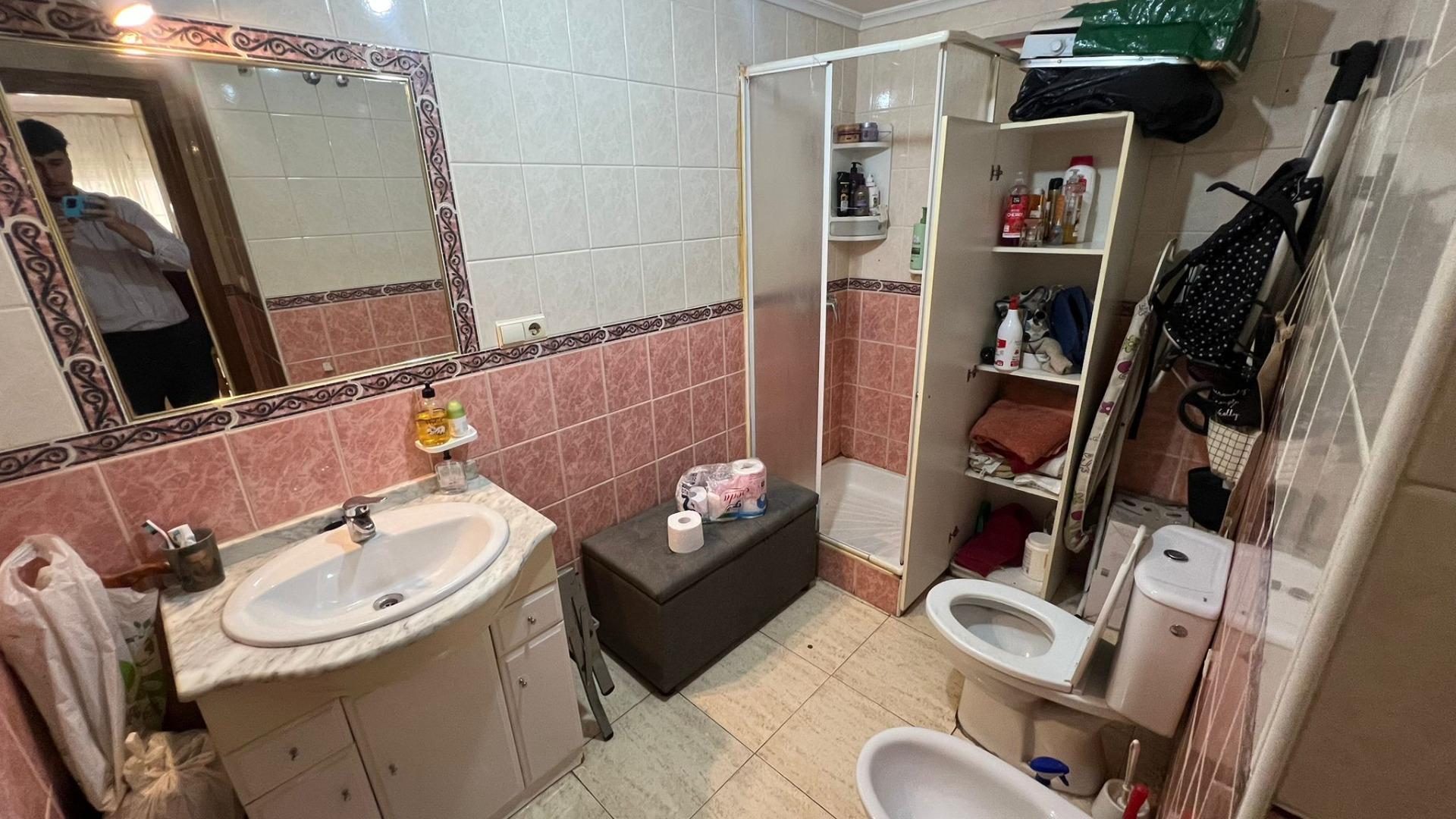 Kitchen in apartment for sale in Torrevieja