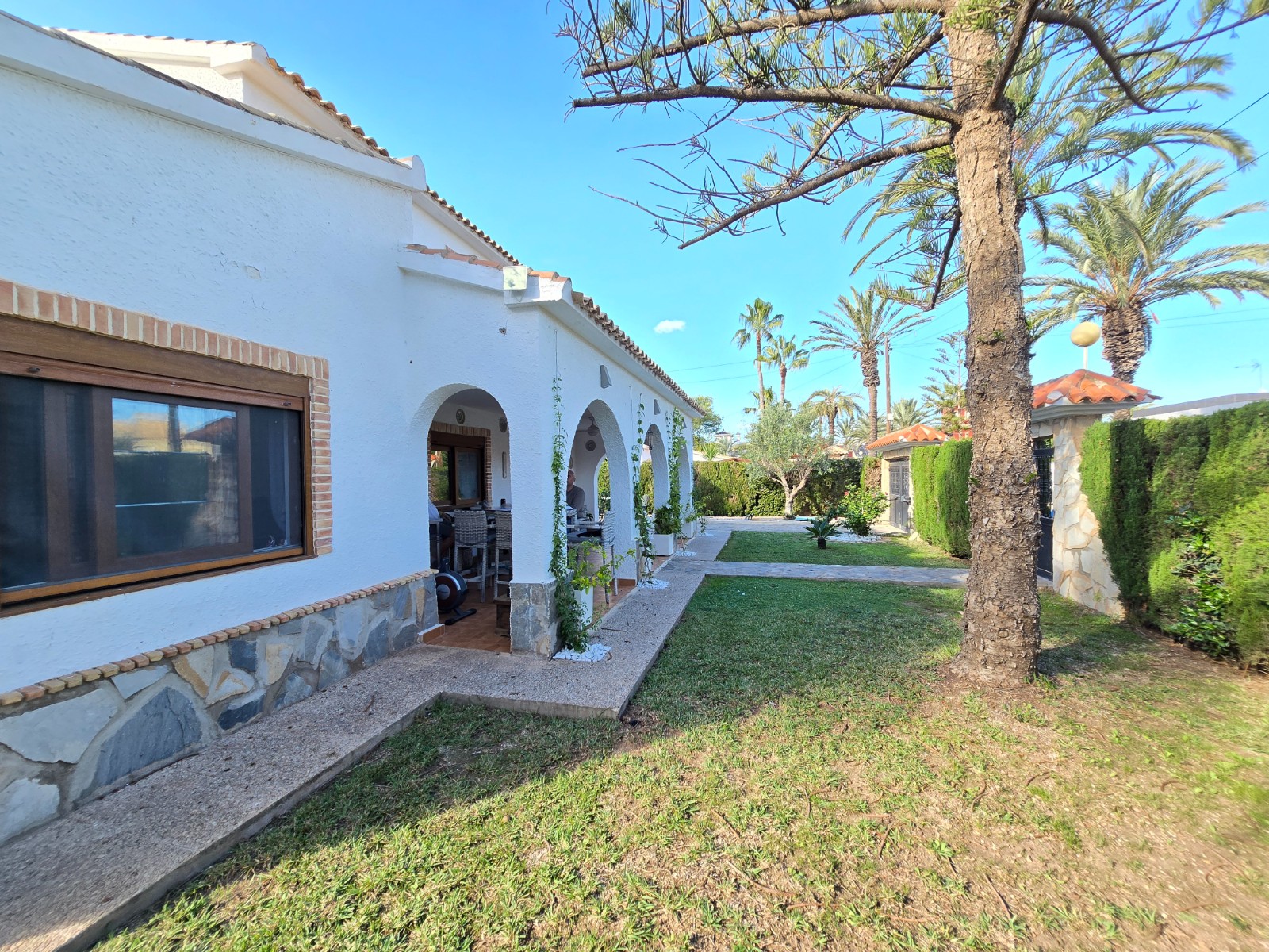Exterior view in villa for sale in Orihuela Costa