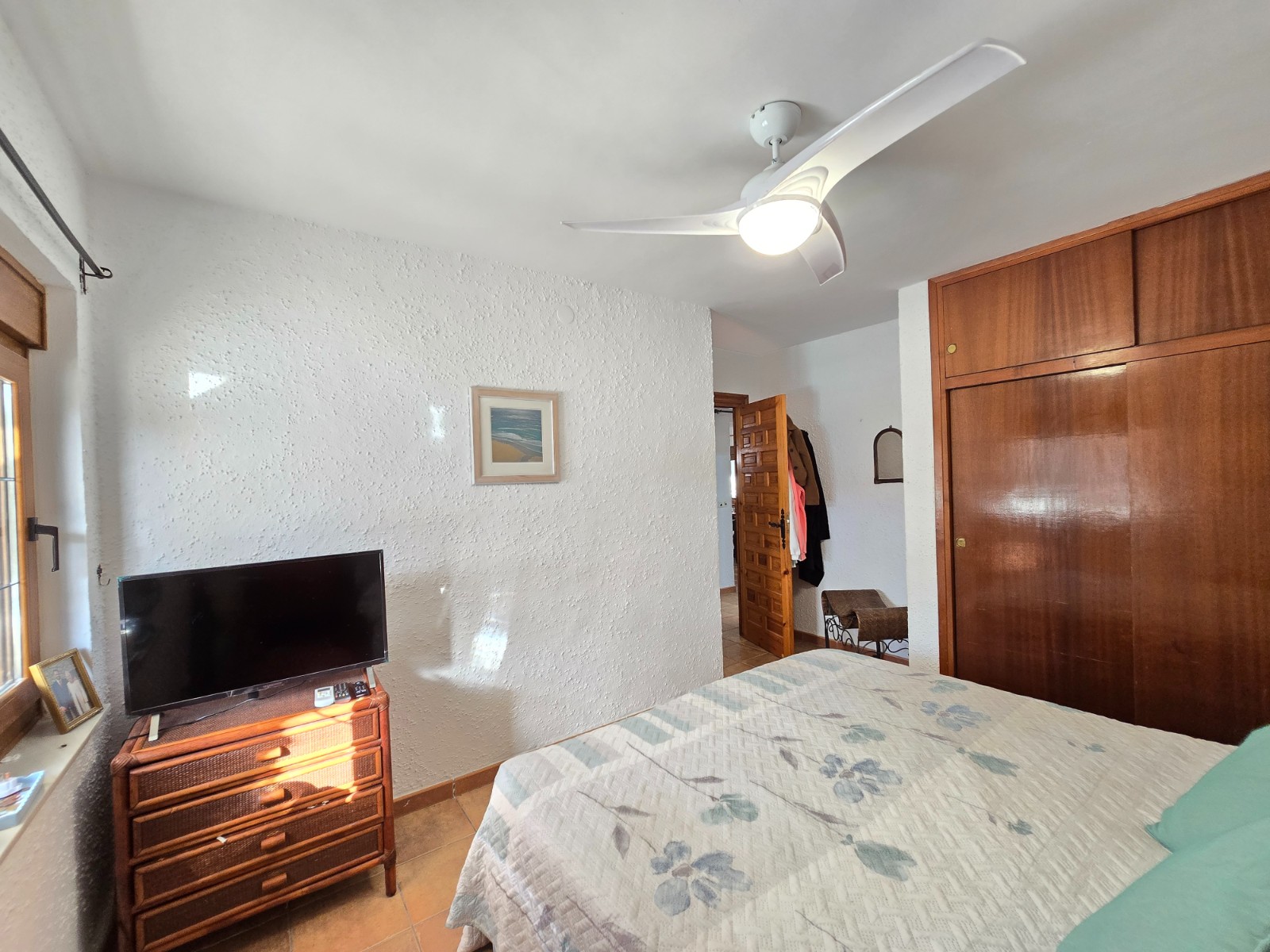 Kitchen in villa for sale in Orihuela Costa