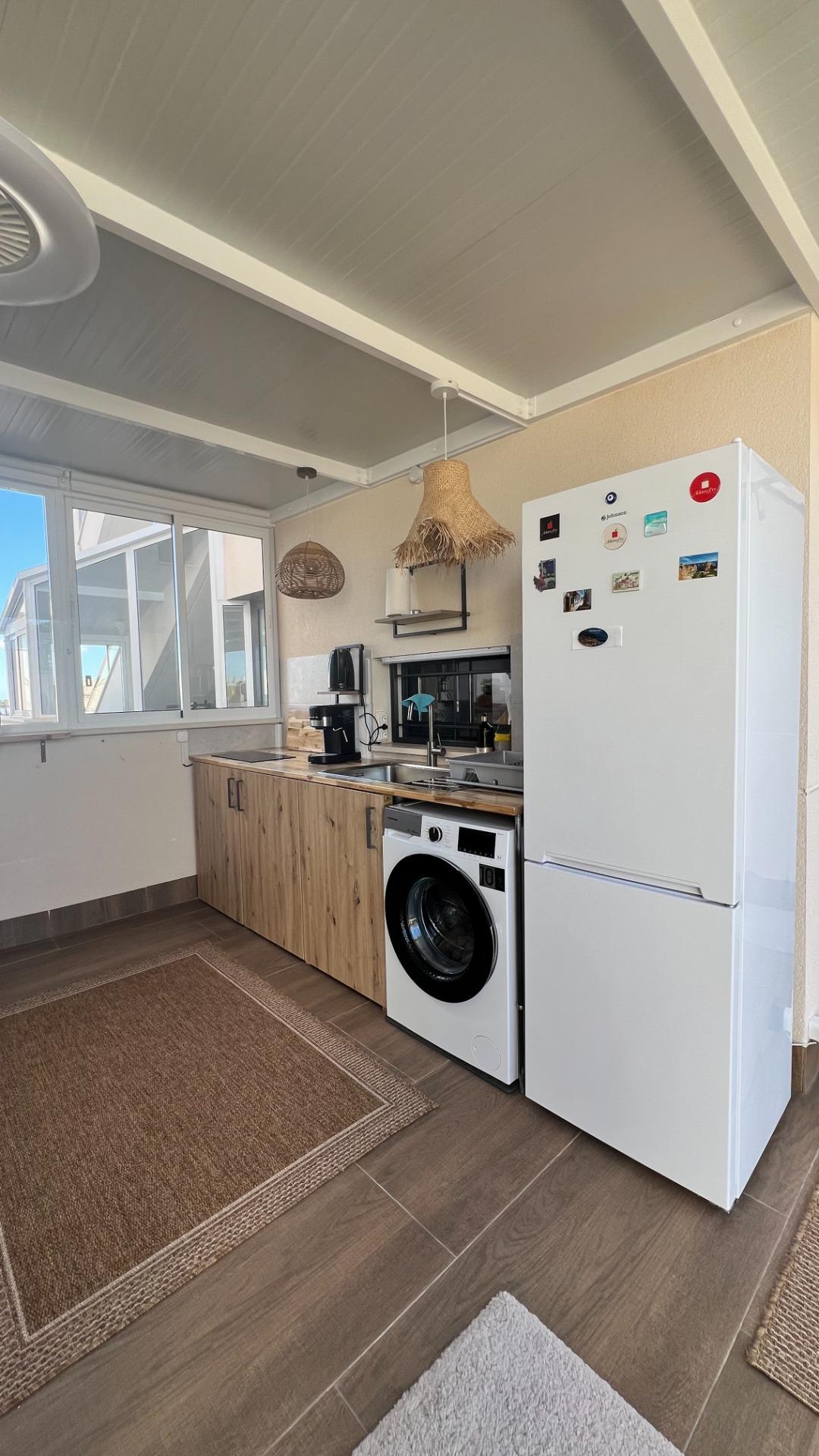 Kitchen in apartment for sale in San Miguel de Salinas