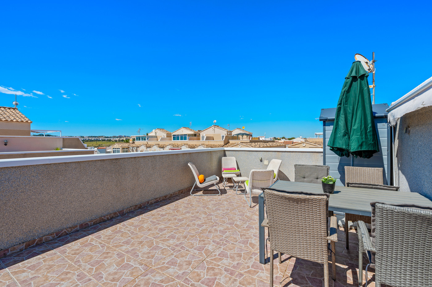 Kitchen in bungalow for sale in Orihuela Costa