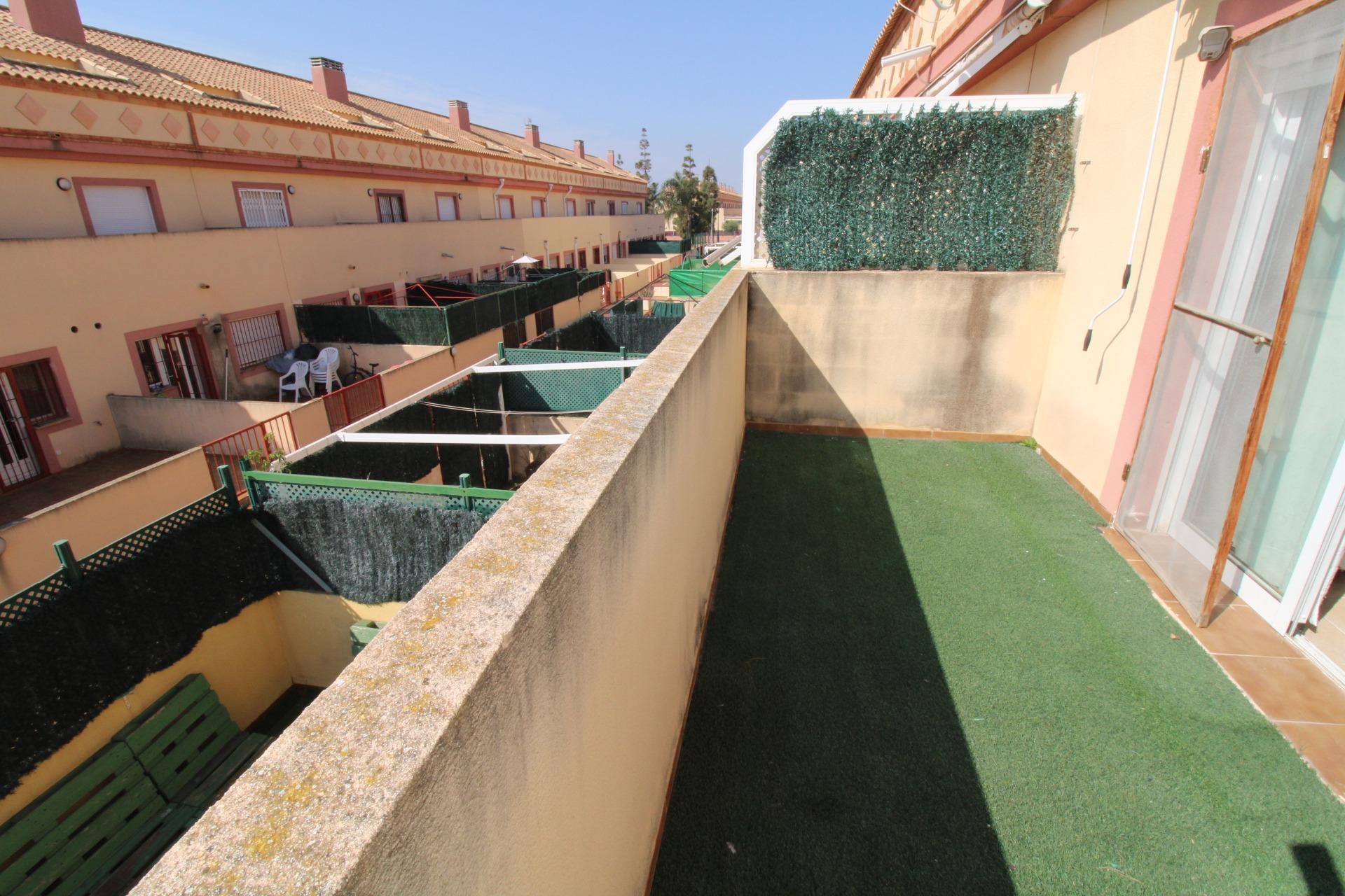 Bedroom in duplex for sale in Los Alcazares