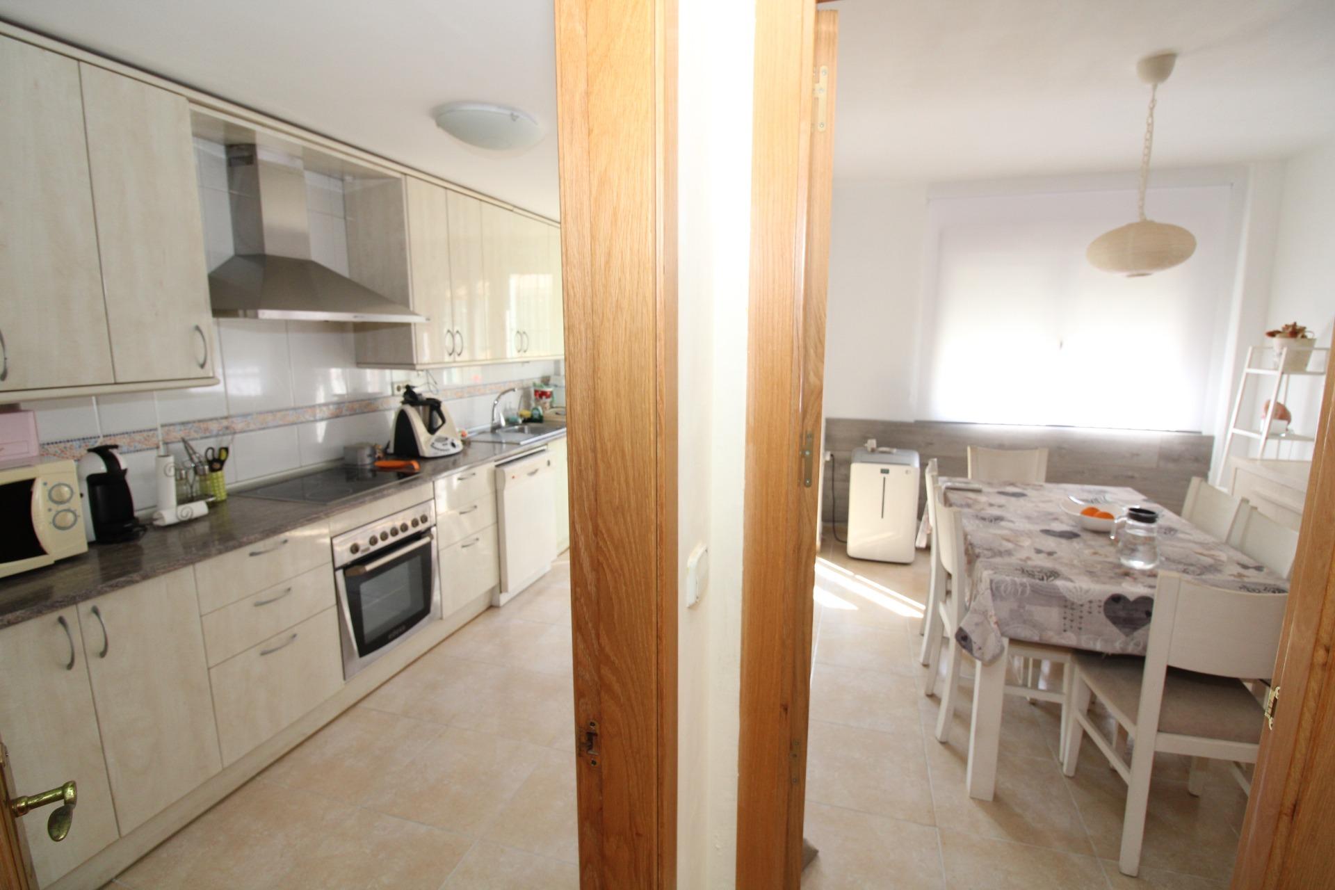 Dining area in duplex for sale in Los Alcazares