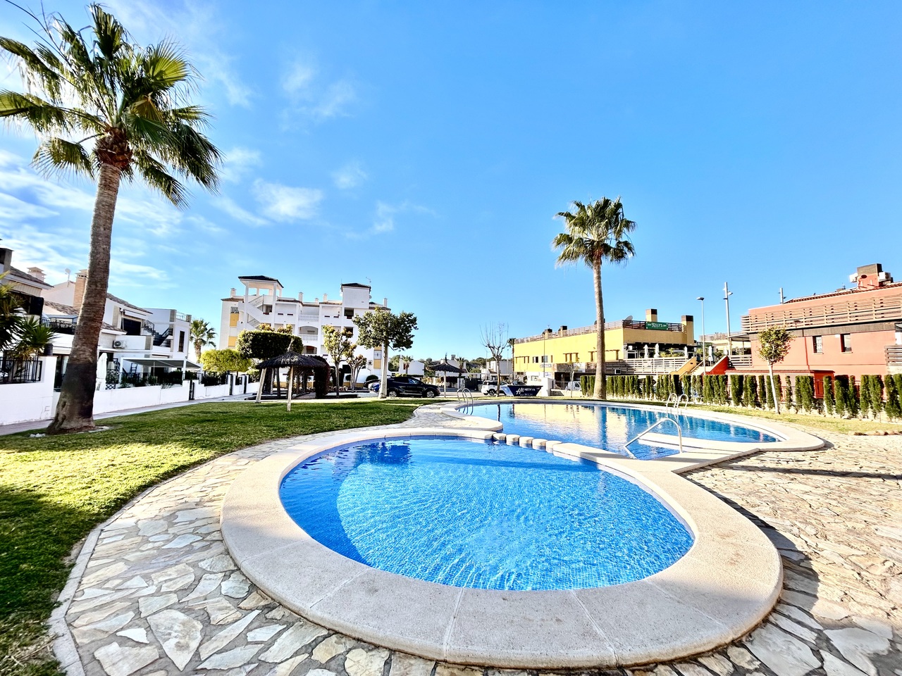 Dining area in apartment for sale in Villamartin