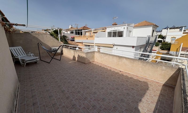 Dining area in bungalow for sale in Torrevieja