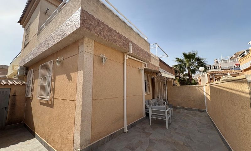 Pool area in bungalow for sale in Torrevieja