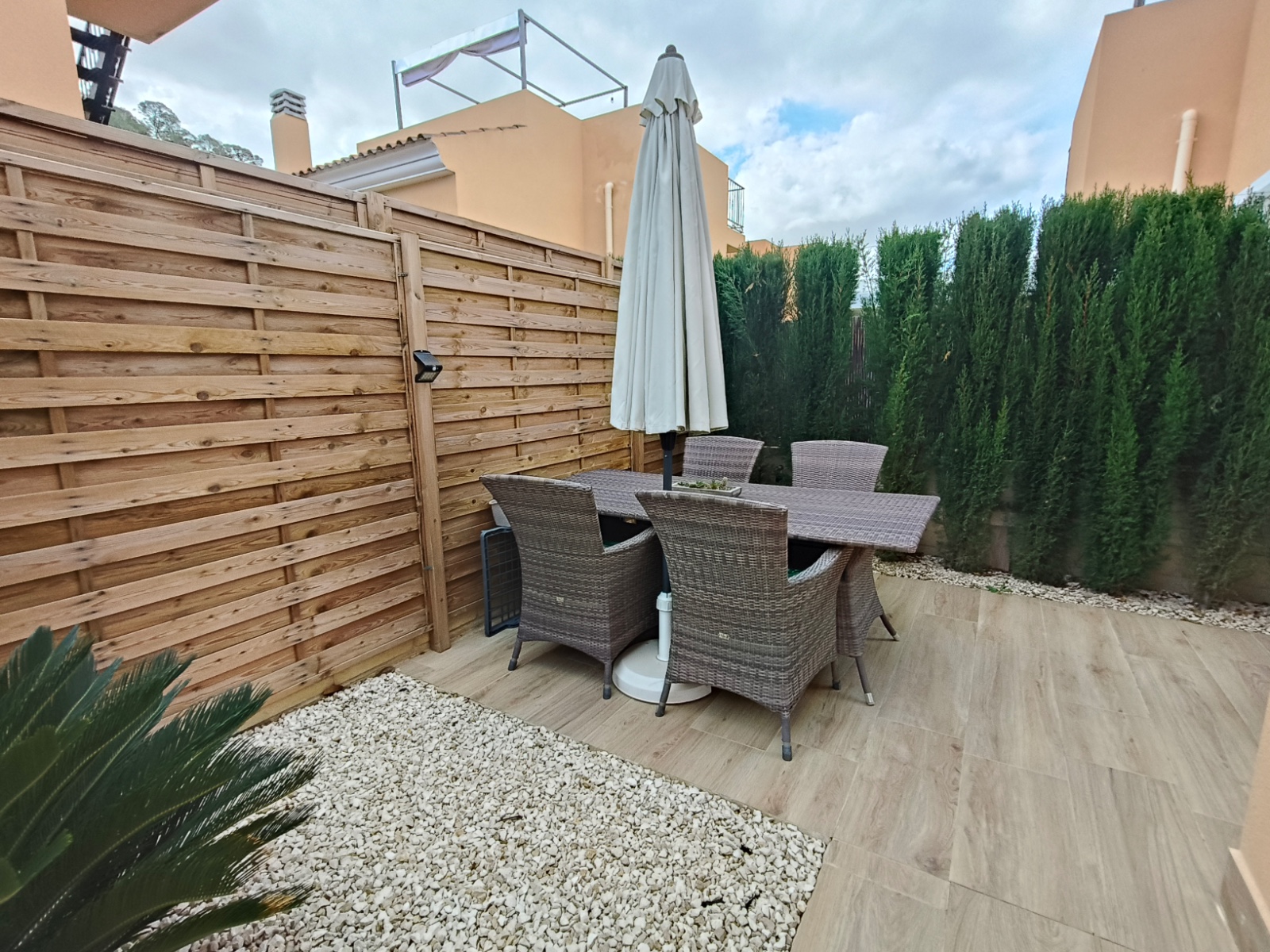 Garden in villa for sale in La Romana